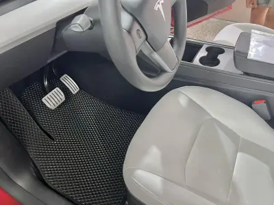 Килимки EVA (2020-2024, Чорний) для Tesla Model Y