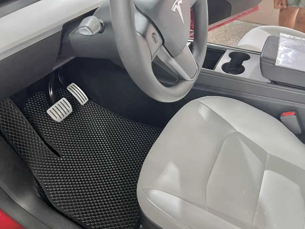 Килимки EVA (2020-2024, Чорний) для Tesla Model Y