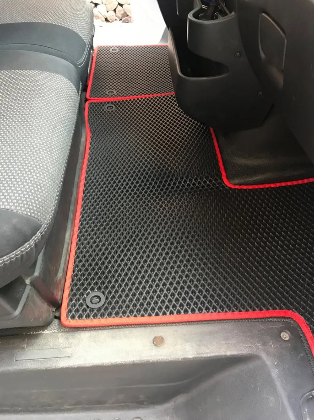 Килимки EVA (чорні) для Renault Master