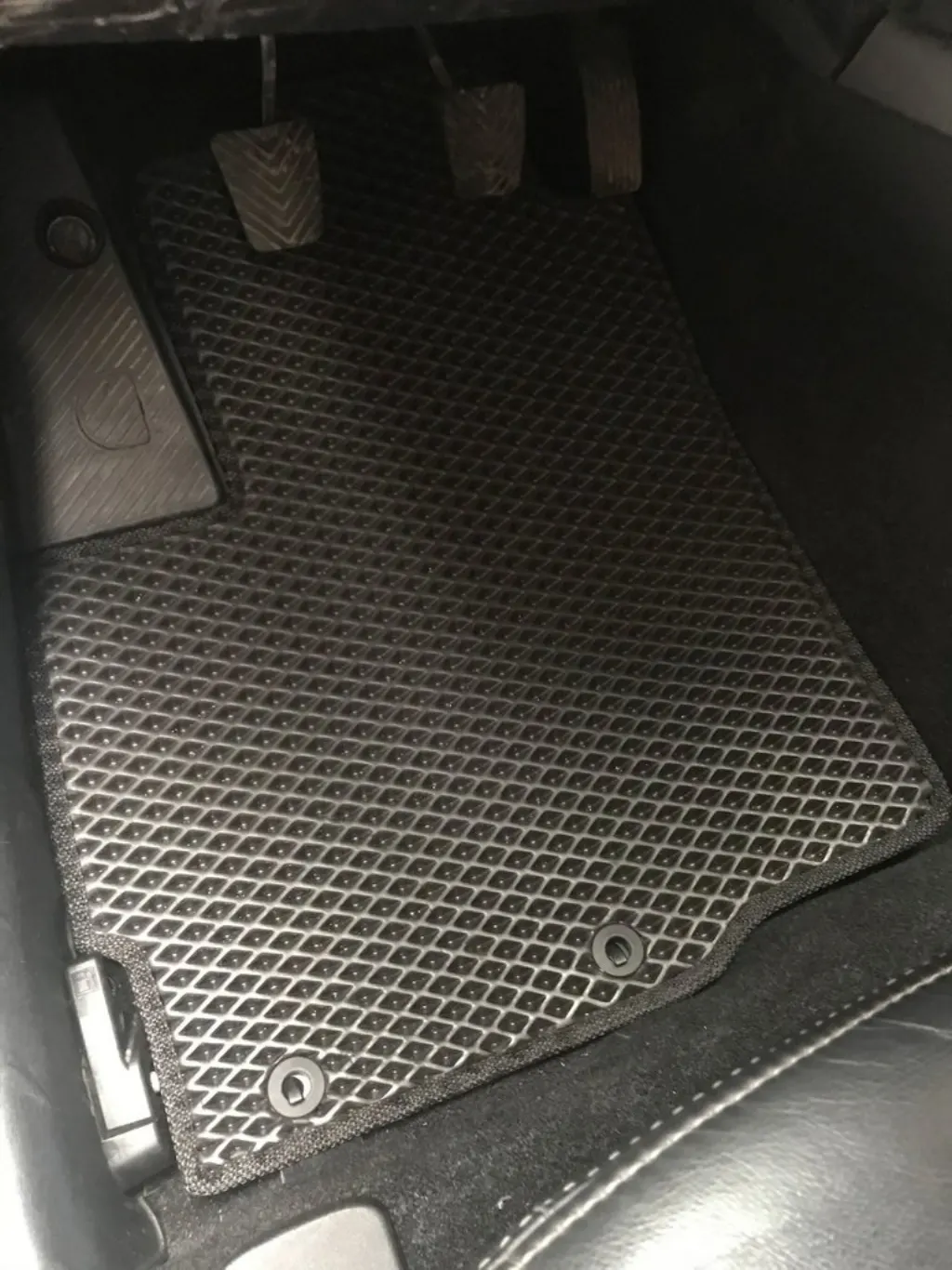 Килимки EVA (Чорний) для Mitsubishi Outlander