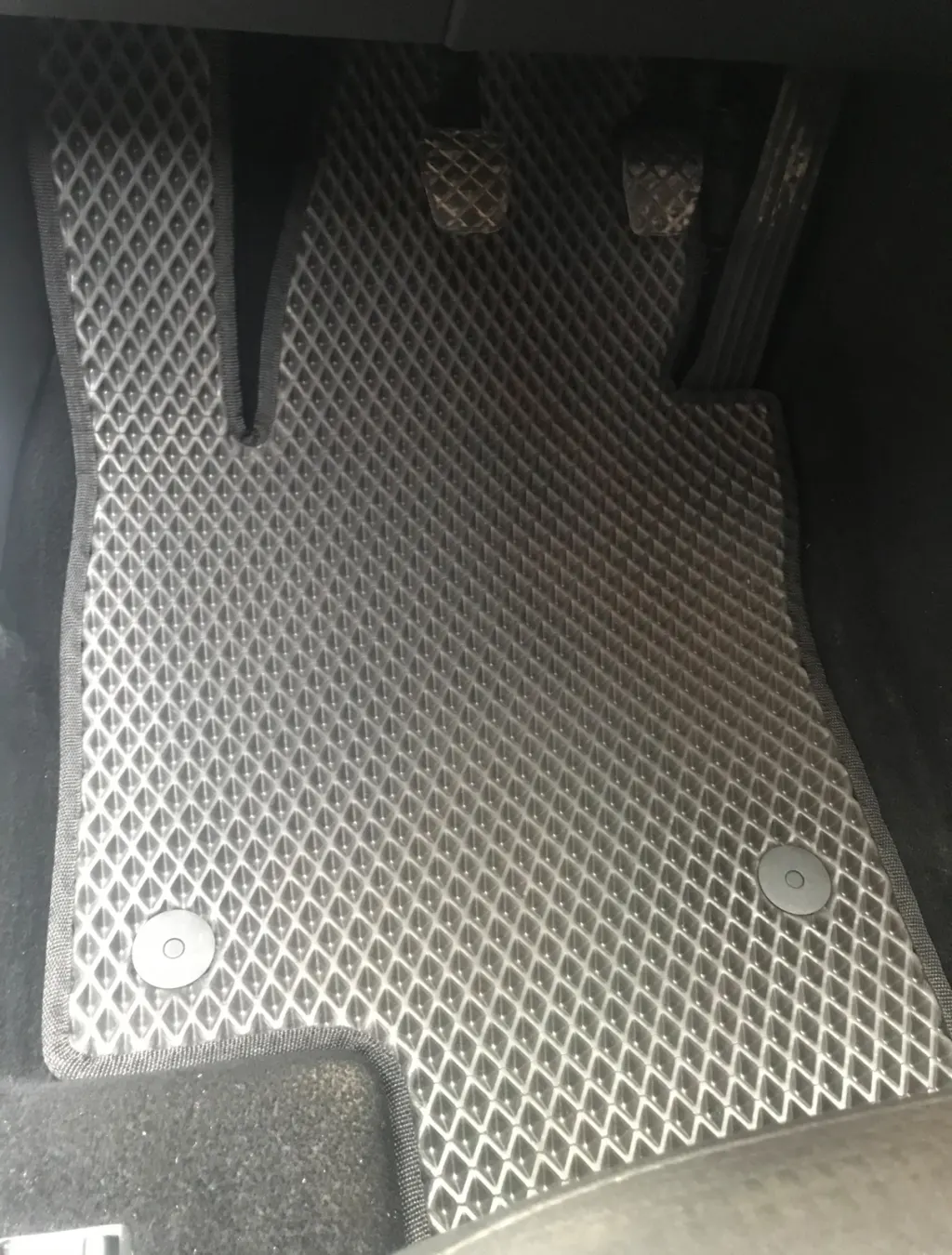 Килимки EVA (чорні) для Volkswagen Jetta