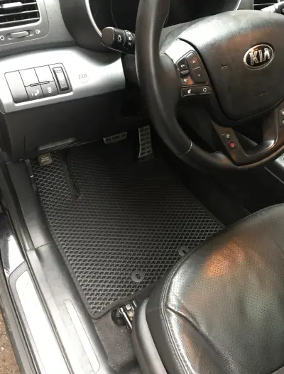 Килимки 2012-2014 (EVA, чорні) для KIA Sorento II XM