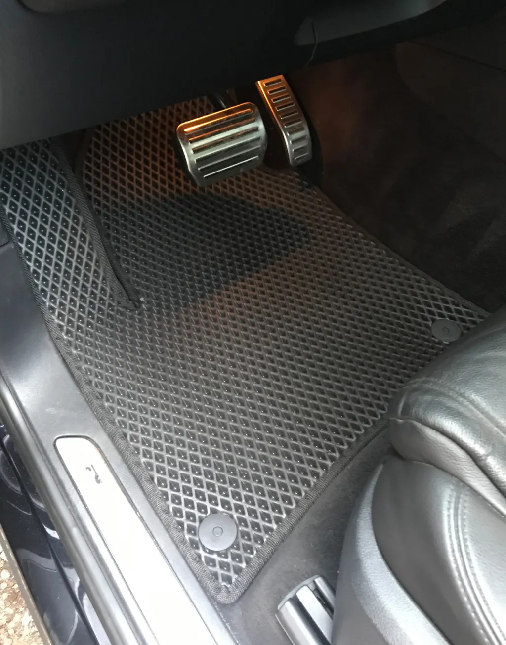 Килимки EVA (чорні) для Volkswagen Touareg