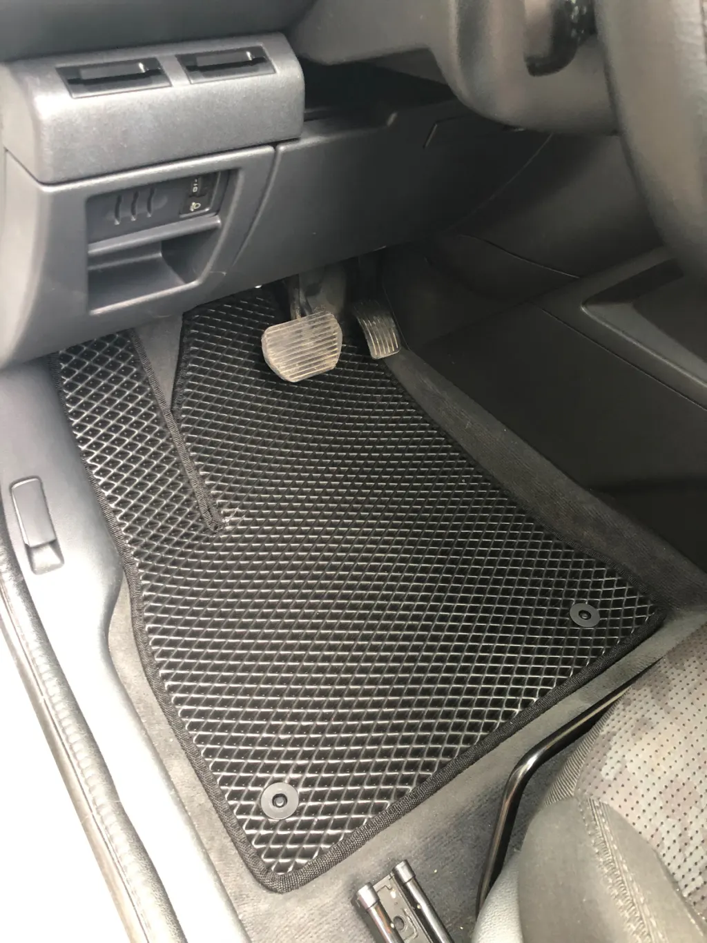Килимки EVA (чорні) для Peugeot 3008