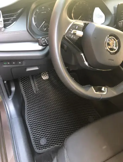 Килимки EVA (чорні) для Skoda Octavia IV A8
