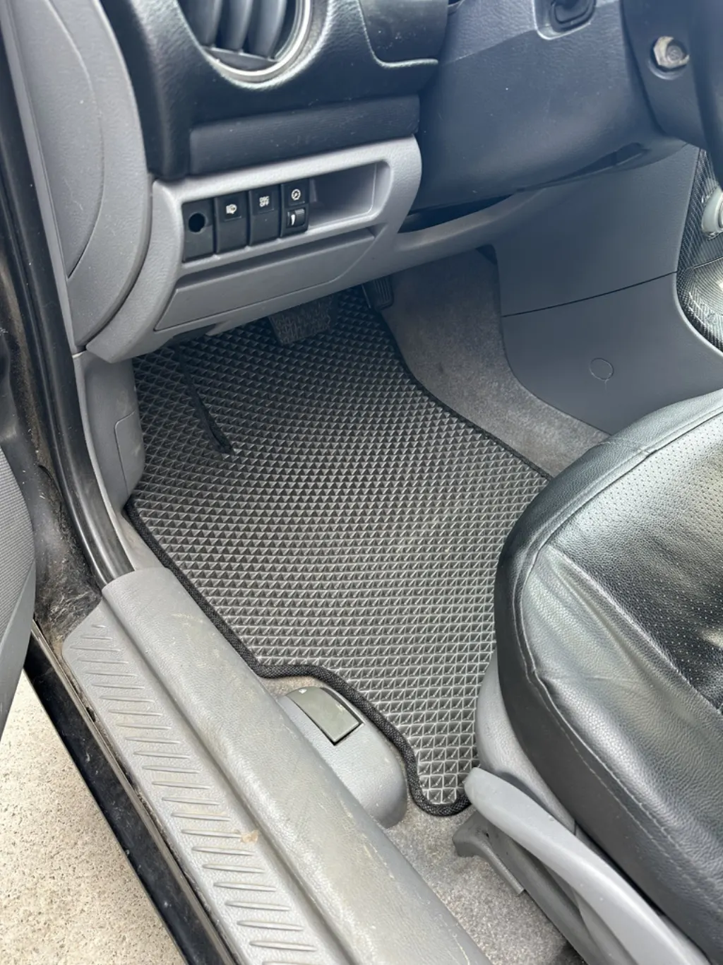 Килимки EVA (чорні) для Mazda 6