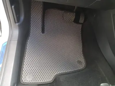 Килимки EVA (чорні) для Volkswagen E-Tharu