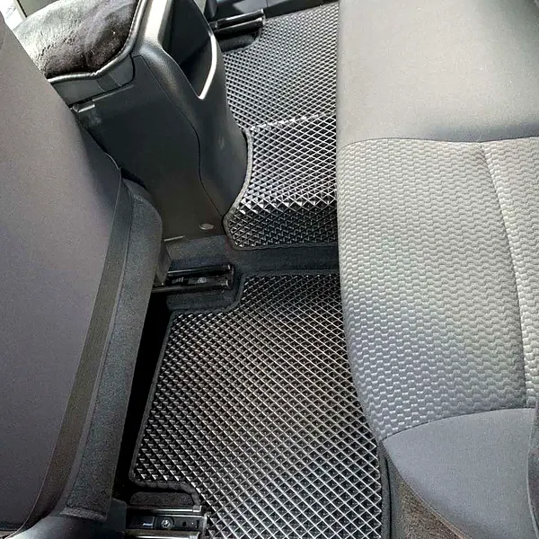 Фото покупця: EVA-килимки у салоні Nissan Qashqai