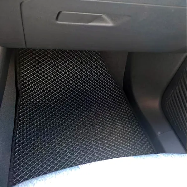 Фото покупця: EVA-килимки у салоні Volkswagen ID.4