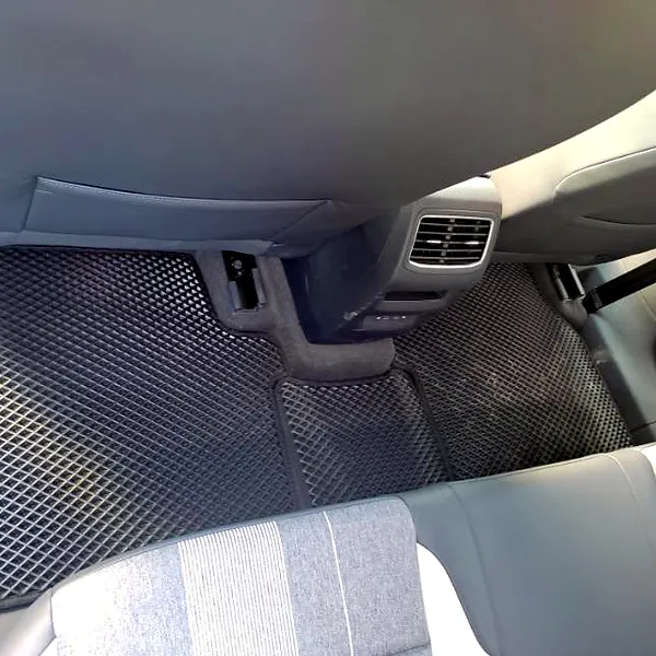 Фото покупця: EVA-килимки у салоні Volkswagen ID.4