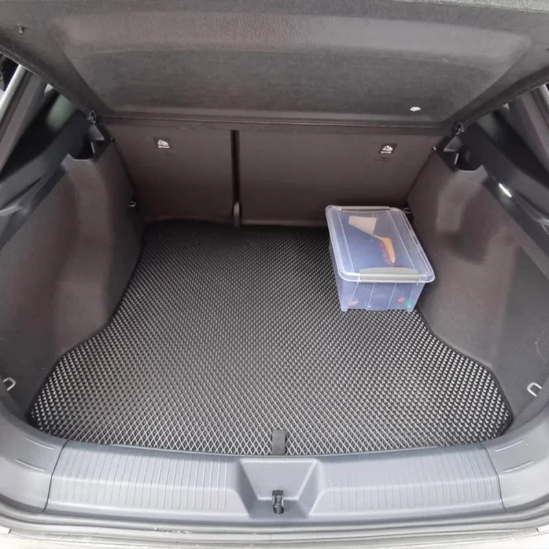 Килимки в салоні Volkswagen ID.4
